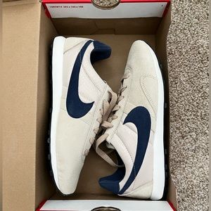 NEW Nike Pre Montreal Racer Vintage - Oatmeal Women’s Size 7 828436-100
